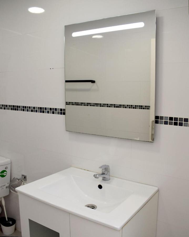 Apartamentos Atlas Terrassa II Εξωτερικό φωτογραφία