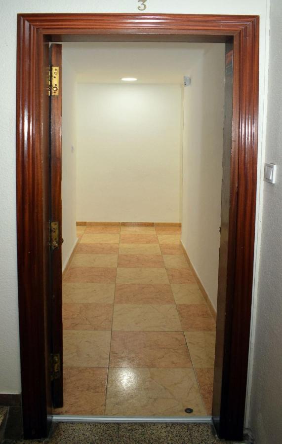 Apartamentos Atlas Terrassa II Εξωτερικό φωτογραφία