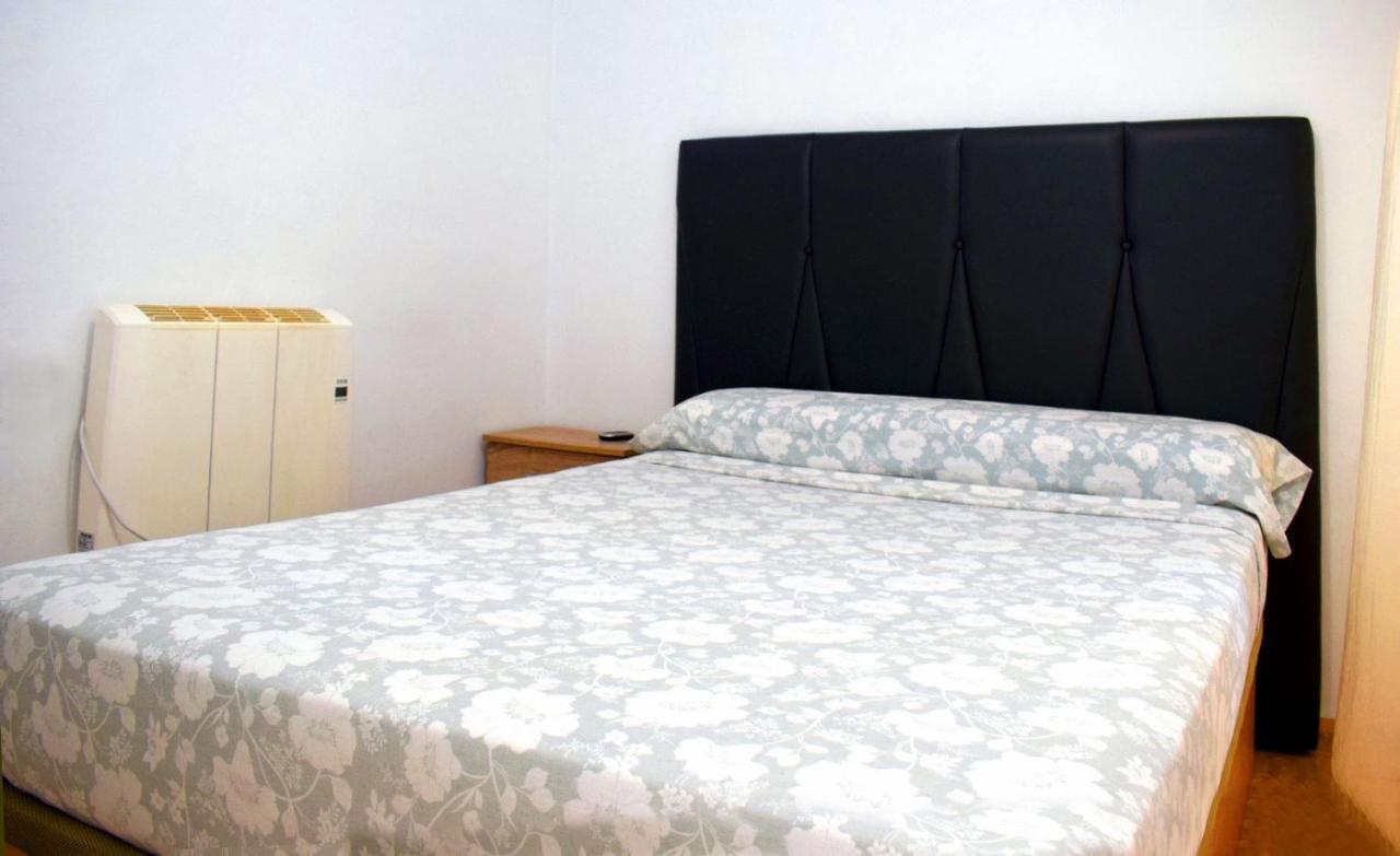Apartamentos Atlas Terrassa II Εξωτερικό φωτογραφία